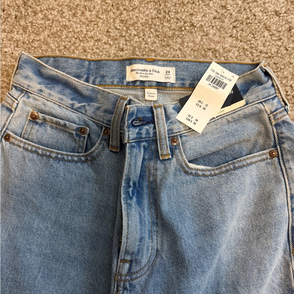 Abercrombie & Fitch Curve Love The Slouchy Jean mid rise - Picture 4 of 6